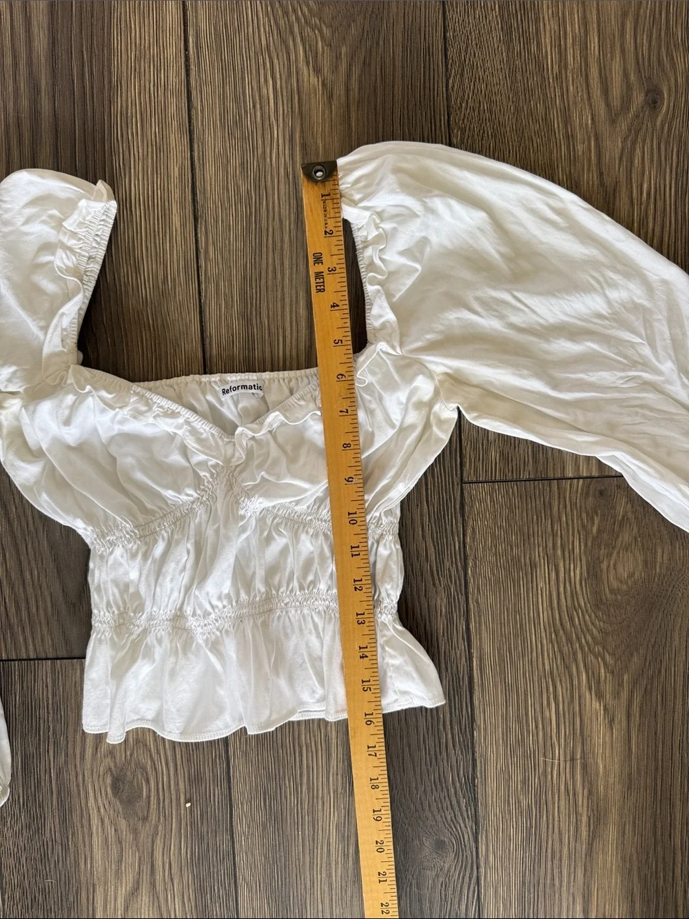 REFORMATION WHITE RUCHED PUFF SLEEVE TOP SIZE S